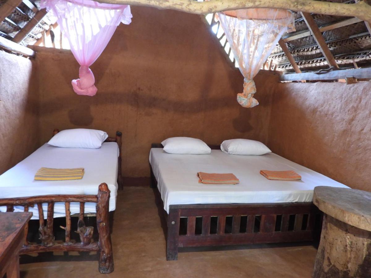 Yala Village Eco Tree House ทิซซามาฮารามา ภายนอก รูปภาพ