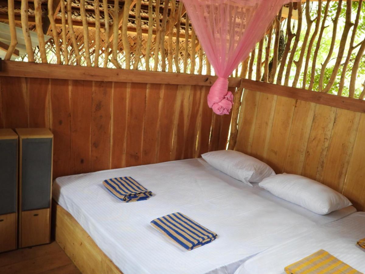 Yala Village Eco Tree House ทิซซามาฮารามา ภายนอก รูปภาพ