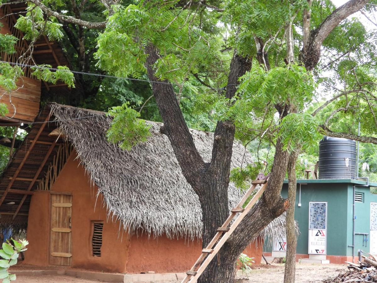 Yala Village Eco Tree House ทิซซามาฮารามา ภายนอก รูปภาพ