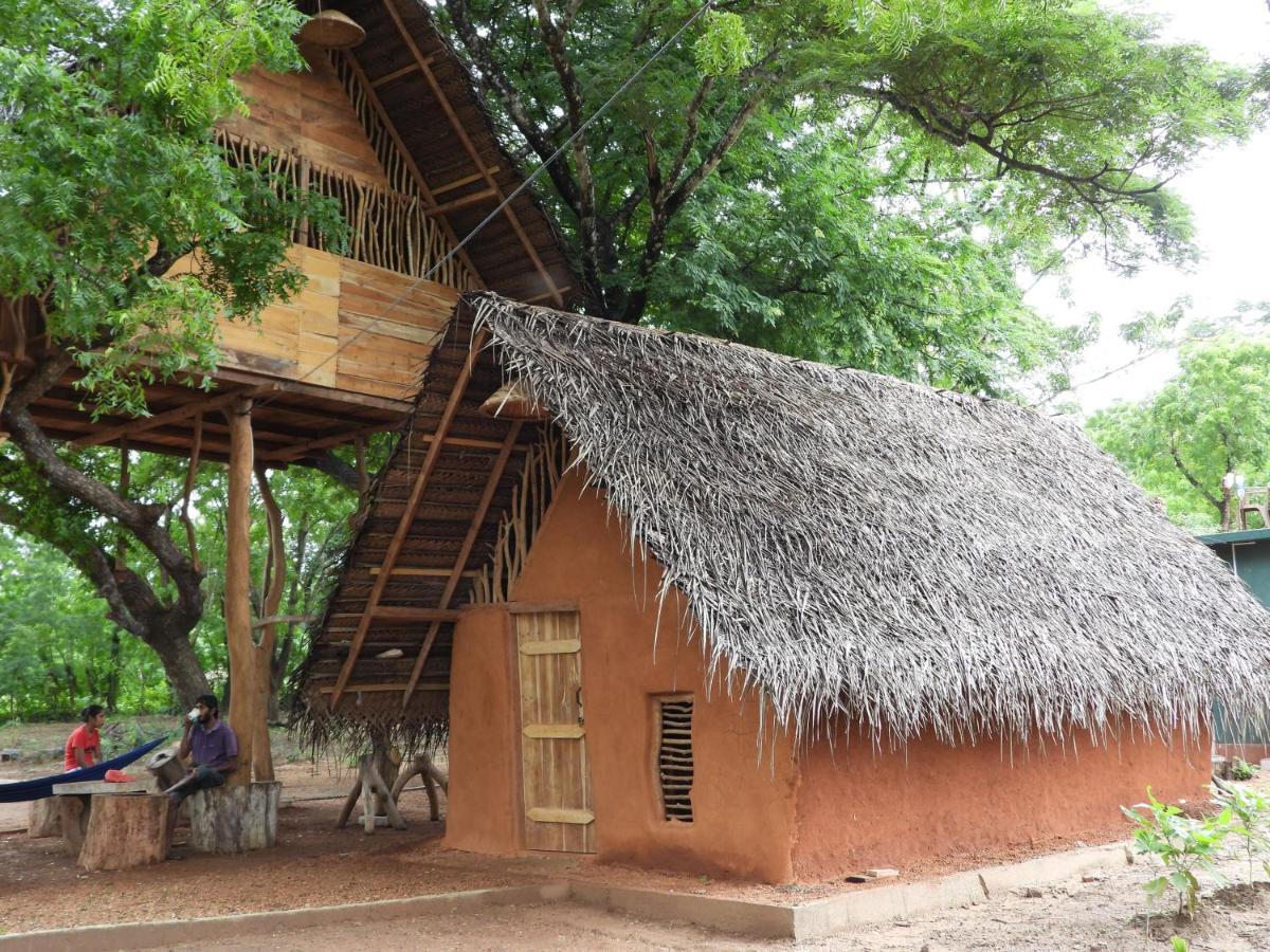 Yala Village Eco Tree House ทิซซามาฮารามา ภายนอก รูปภาพ